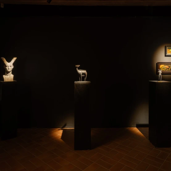 UMI Galerijoje – grupinė paroda „Nukritę į viršų“